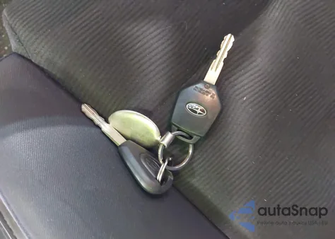 2009 Subaru Outback 2.5I from USA, damaged, VIN 4S4BP61C097330852